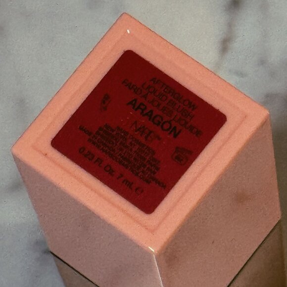 NARS Afterglow Liquid Blush | Aragón (Warm Chestnut Brown) - Picture 4 of 5